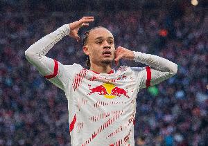 罗马诺：哈维-西蒙斯可能6000万镑转会，曼联枪手红军蓝军均有意