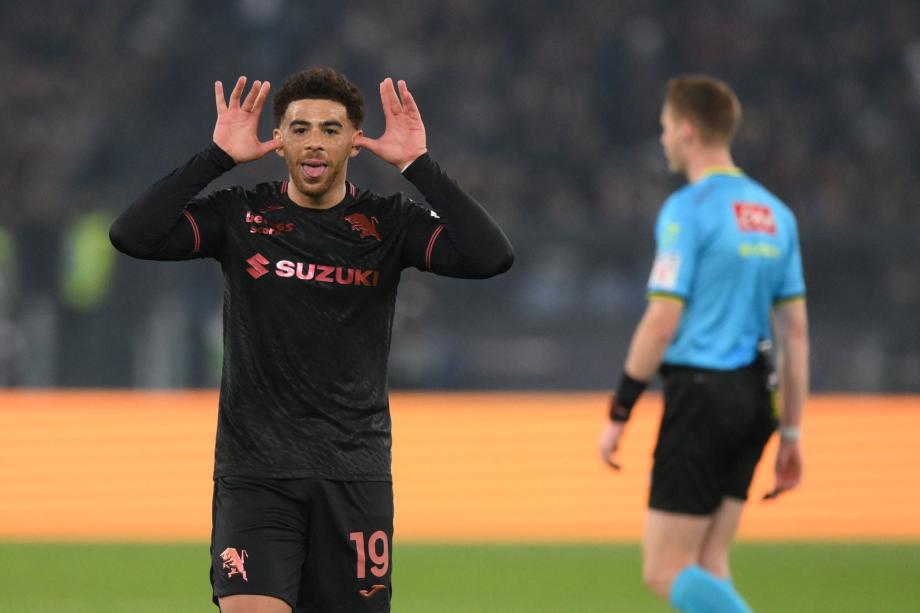 澳客体育服务-伊尔汗绝杀亚当斯双响 都灵3-2罗马进意杯八强战国米