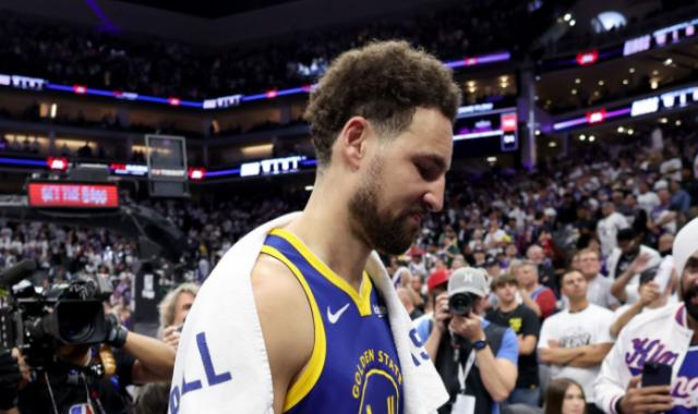 澳客专业平台-花最多的钱，挨最毒的打！勇士一年花3.8亿联盟第一