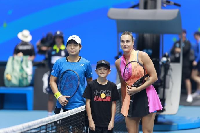 澳客官网-白卓璇：世界第一萨巴伦卡也会有起伏，她没有想象中那么可怕